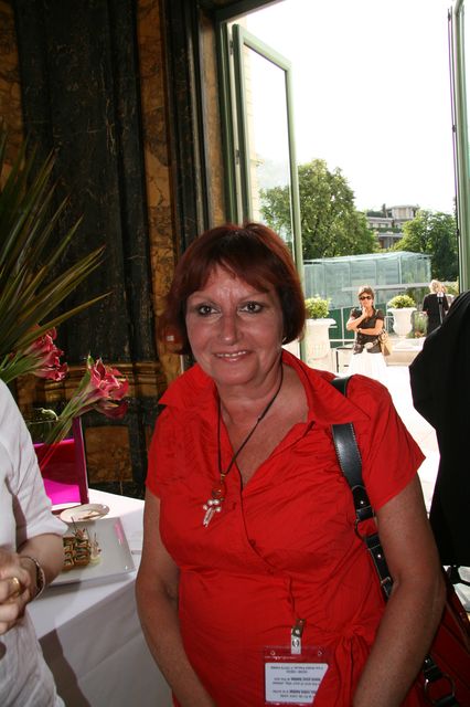 2009_06_17_cocktail_janet_207.jpg