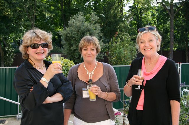 2009_06_17_cocktail_janet_357.jpg