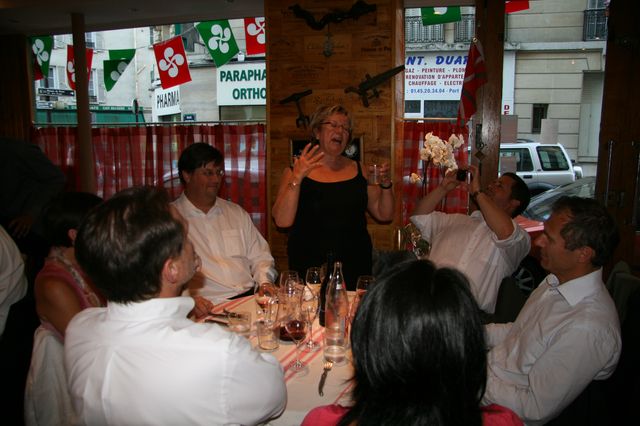 2009_06_17_cocktail_janet_431.jpg