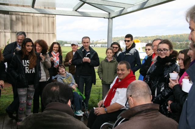 2013-10-20--IMG_4426-baby-razzi.JPG