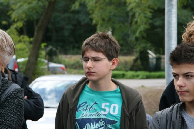 2013-10-20--IMG_4449-baby-razzi.JPG