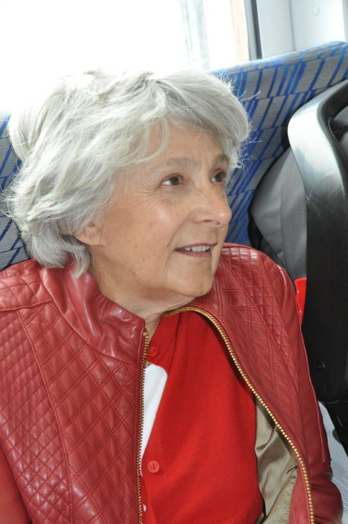 2014-10-05-DSC-0244-mama-razzi.JPG
