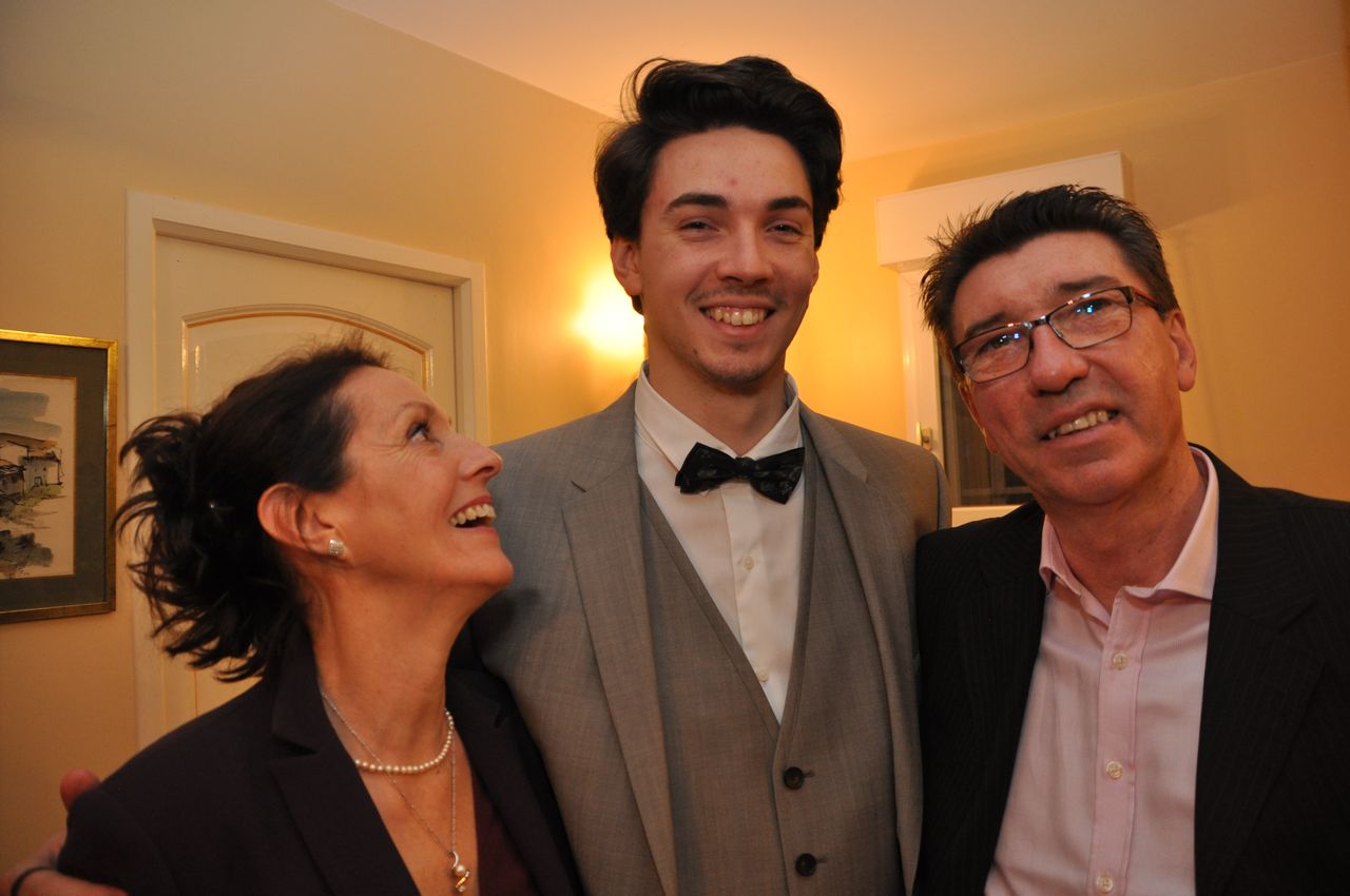 2018-12-15-(19h57)-mama-razzi-2013.jpg