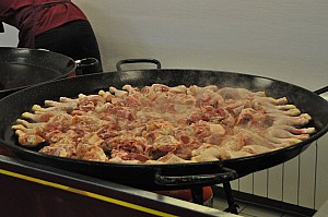 2019-05-04-(19h38)-dsc-0016-(mama-razzi).jpg 2019-05-04-(19h38)-dsc-0016-(mama-razzi).jpg