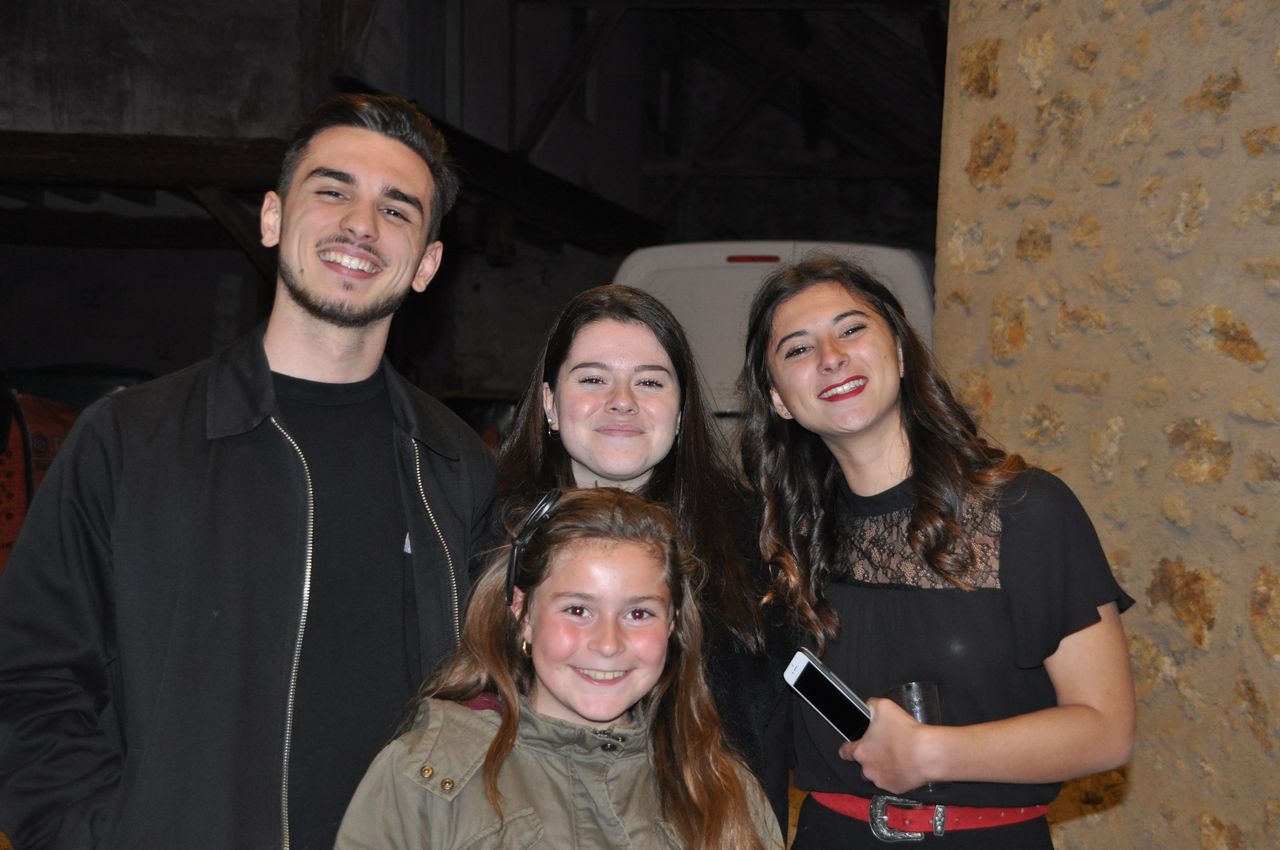 2019-05-04-(20h40)-dsc-0210-(mama-razzi).jpg