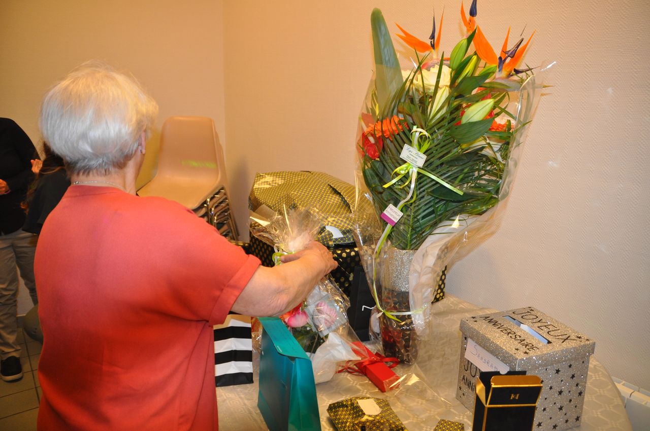 2019-15-15-(00h18)-dsc-1039-(mama-razzi).jpg