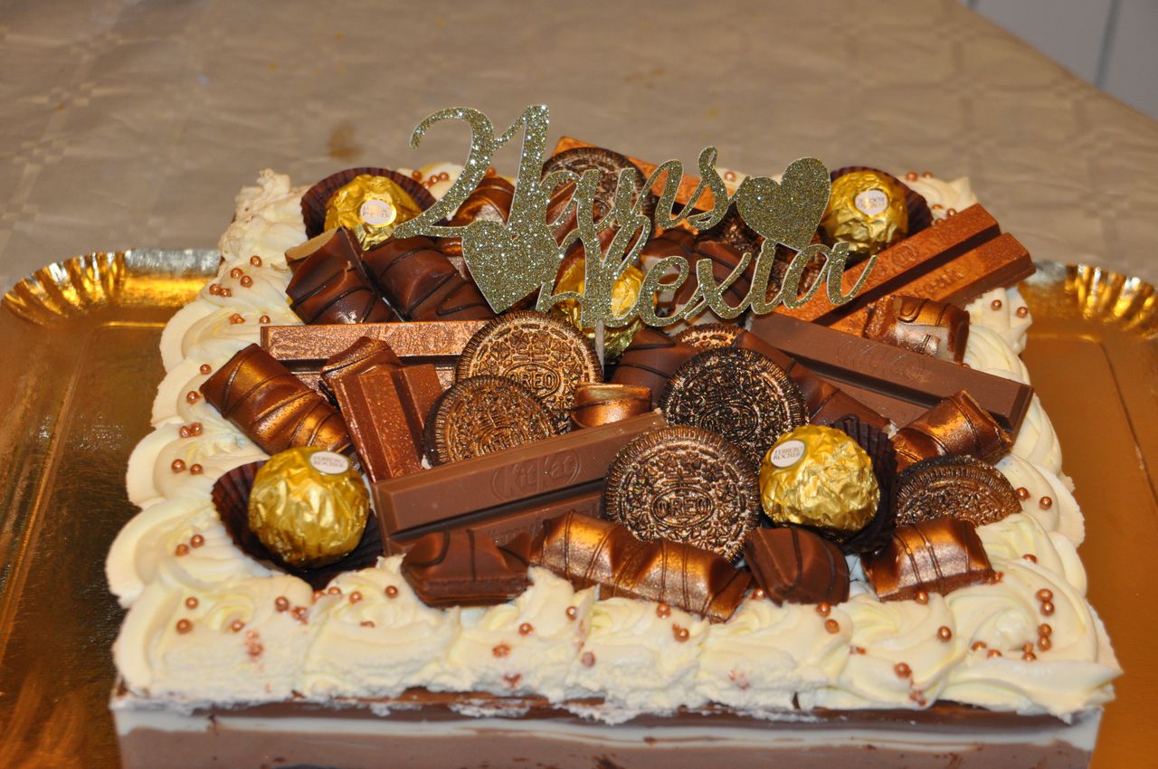 2019-15-15-(00h26)-dsc-1056-(mama-razzi).jpg