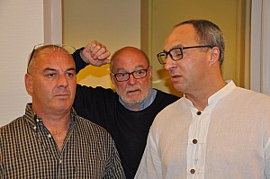 2019-05-04-(20h58)-dsc-0283-(mama-razzi).jpg 2019-05-04-(20h58)-dsc-0283-(mama-razzi).jpg