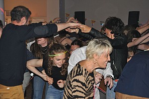 2019-05-04-(23h09)-dsc-0868-(mama-razzi).jpg 2019-05-04-(23h09)-dsc-0868-(mama-razzi).jpg