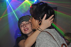 2019-15-15-(00h11)-dsc-1016-(mama-razzi).jpg 2019-15-15-(00h11)-dsc-1016-(mama-razzi).jpg