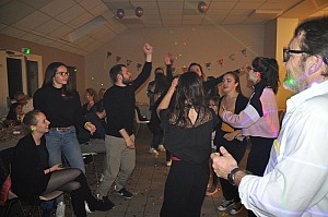 2019-15-15-(00h34)-dsc-1099-(mama-razzi).jpg 2019-15-15-(00h34)-dsc-1099-(mama-razzi).jpg