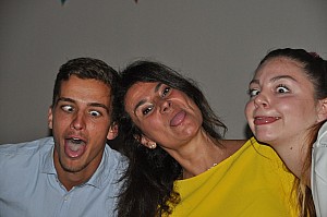 2019-15-15-(00h09)-dsc-1013-(mama-razzi).jpg
