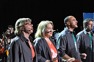 2019-05-24-(21h36)-dsc-0755-(mama-razzi).jpg 2019-05-24-(21h36)-dsc-0755-(mama-razzi).jpg