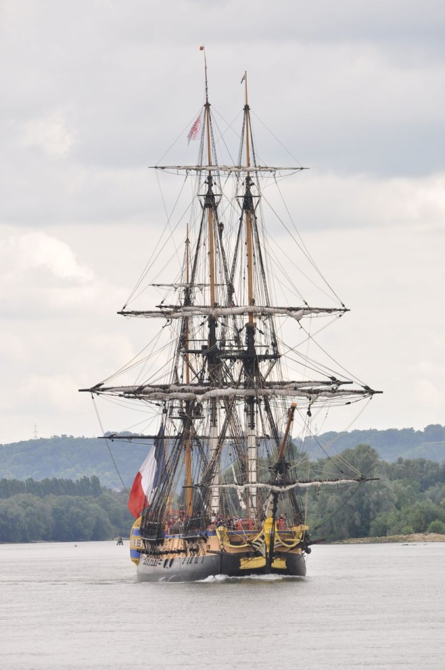 2019-06-16-(15h57)-armada-(mama-razzi)-0300.jpg