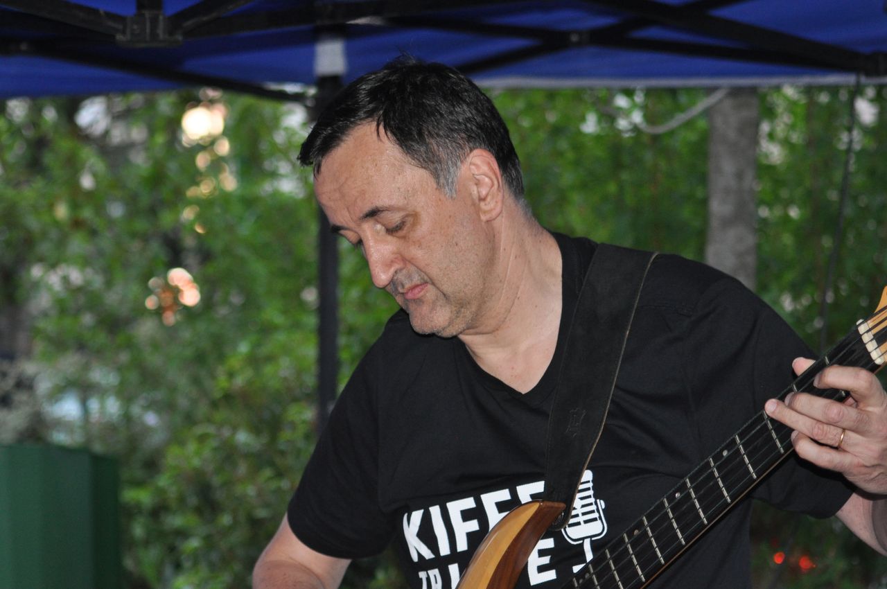 2019-06-21-(20h53)-dsc-0113-(mama-razzi).jpg