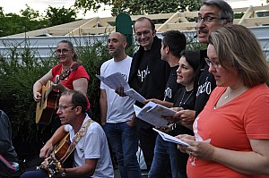 2019-06-21-(20h42)-dsc-0063-(mama-razzi).jpg