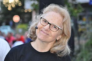 2019-06-21-(20h48)-dsc-0085-(mama-razzi).jpg