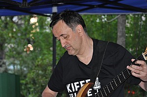 2019-06-21-(20h53)-dsc-0113-(mama-razzi).jpg