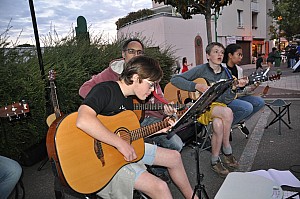2019-06-21-(21h03)-dsc-0160-(mama-razzi).jpg