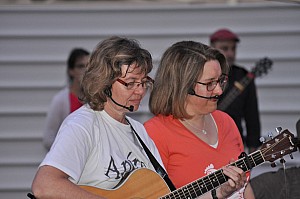 2019-06-21-(21h10)-dsc-0190-(mama-razzi).jpg