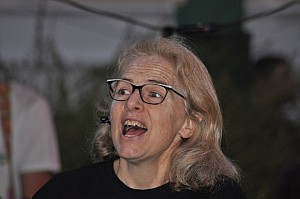 2019-06-21-(21h11)-dsc-0196-(mama-razzi).jpg