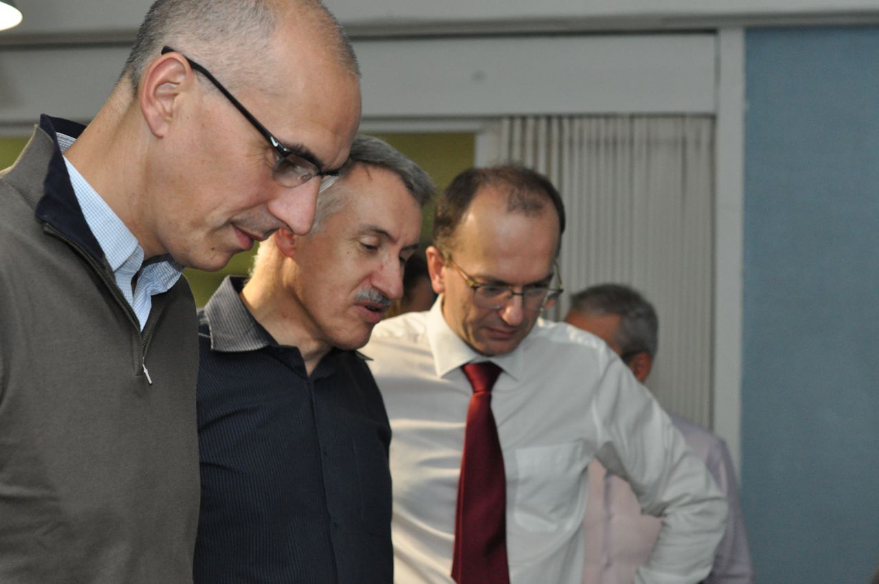 2019-10-19-(23h45)-dsc-1478-(mama-razzi).jpg