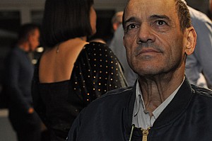 2019-10-19-(19h38)-dsc-0345-(mama-razzi).jpg 2019-10-19-(19h38)-dsc-0345-(mama-razzi).jpg