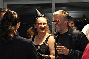 2019-10-19-(20h01)-dsc-0437-(mama-razzi).jpg 2019-10-19-(20h01)-dsc-0437-(mama-razzi).jpg
