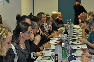 2019-10-19-(20h03)-dsc-0447-(mama-razzi).jpg 2019-10-19-(20h03)-dsc-0447-(mama-razzi).jpg