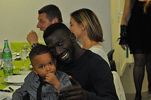 2019-10-19-(20h25)-dsc-0573-(mama-razzi).jpg 2019-10-19-(20h25)-dsc-0573-(mama-razzi).jpg