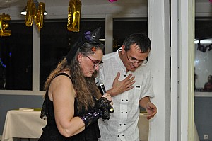2019-10-19-(21h13)-dsc-0746-(mama-razzi).jpg 2019-10-19-(21h13)-dsc-0746-(mama-razzi).jpg