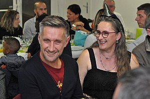 2019-10-19-(21h22)-dsc-0812-(mama-razzi).jpg 2019-10-19-(21h22)-dsc-0812-(mama-razzi).jpg
