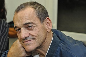 2019-10-19-(22h17)-dsc-1104-(mama-razzi).jpg 2019-10-19-(22h17)-dsc-1104-(mama-razzi).jpg