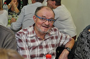 2019-10-19-(22h55)-dsc-1284-(mama-razzi).jpg 2019-10-19-(22h55)-dsc-1284-(mama-razzi).jpg