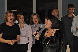 2019-10-19-(23h21)-dsc-1380-(mama-razzi).jpg 2019-10-19-(23h21)-dsc-1380-(mama-razzi).jpg