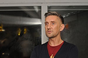 2019-10-19-(23h23)-dsc-1394-(mama-razzi).jpg 2019-10-19-(23h23)-dsc-1394-(mama-razzi).jpg
