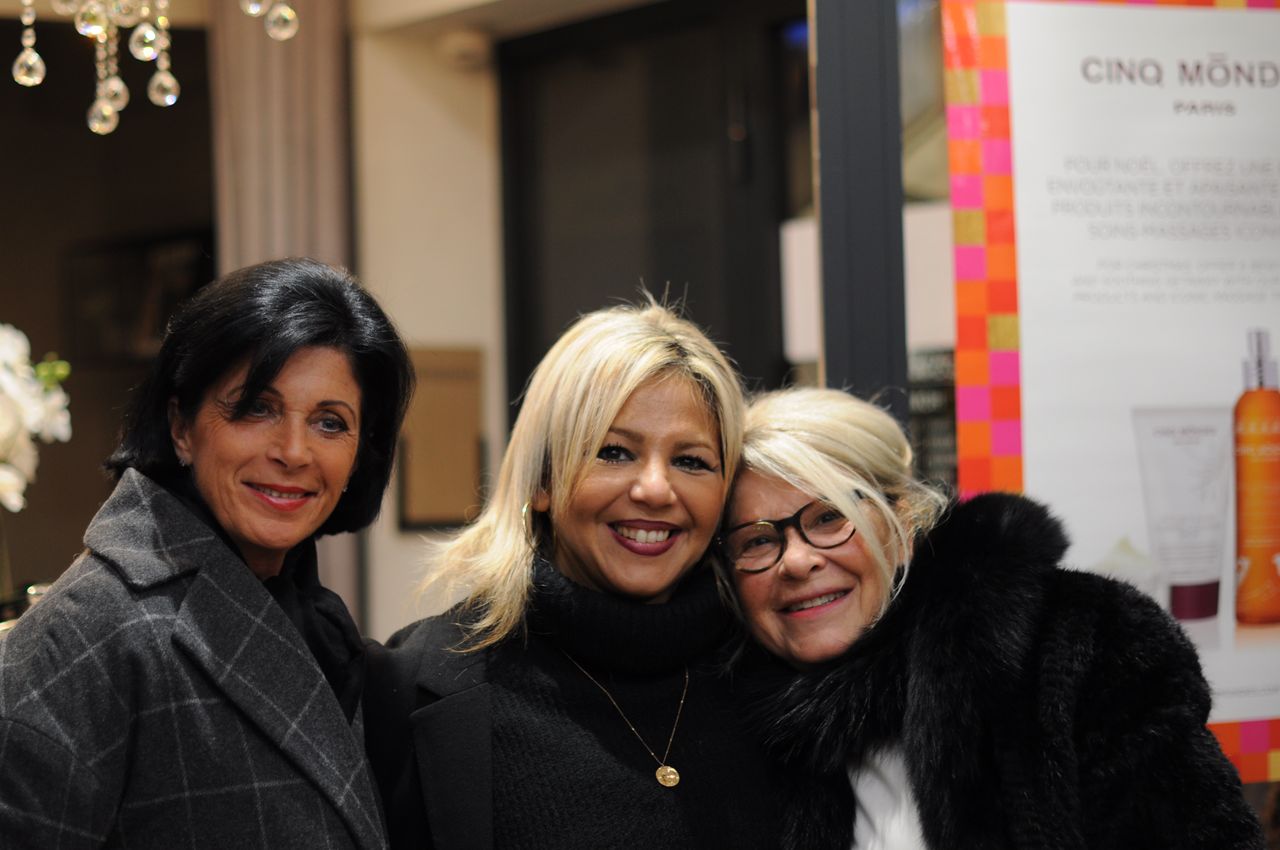 2019-11-09-(17h41)-dsc-0140-(mama-razzi).jpg