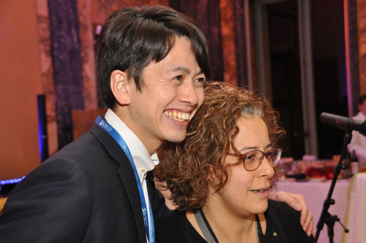 2019-12-06-(18h02)-dsc-0021-(mama-razzi).jpg