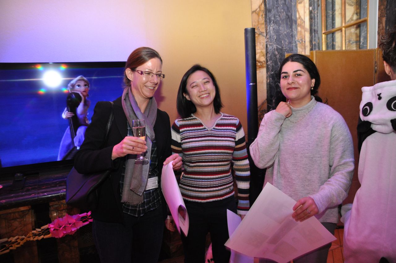 2019-12-06-(18h23)-dsc-0074-(mama-razzi).jpg