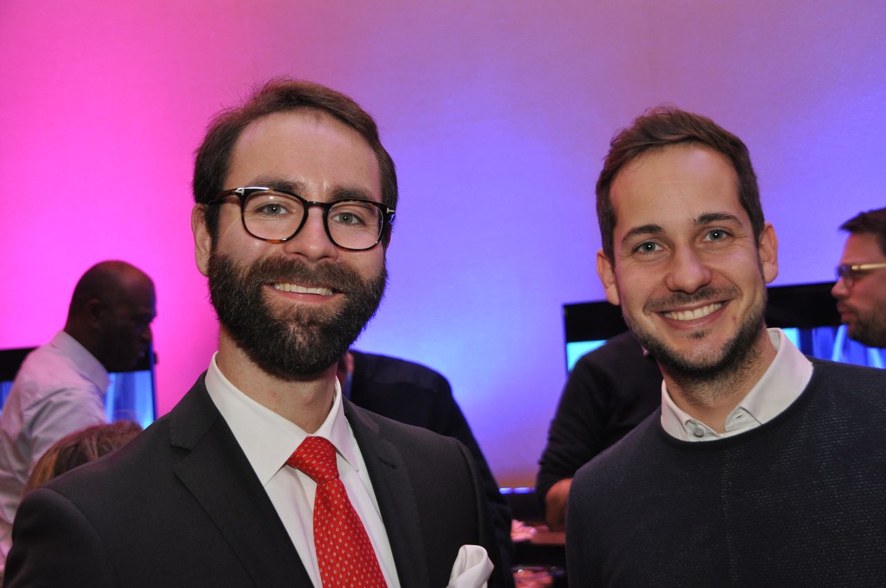 2019-12-06-(19h19)-dsc-0232-(mama-razzi).jpg