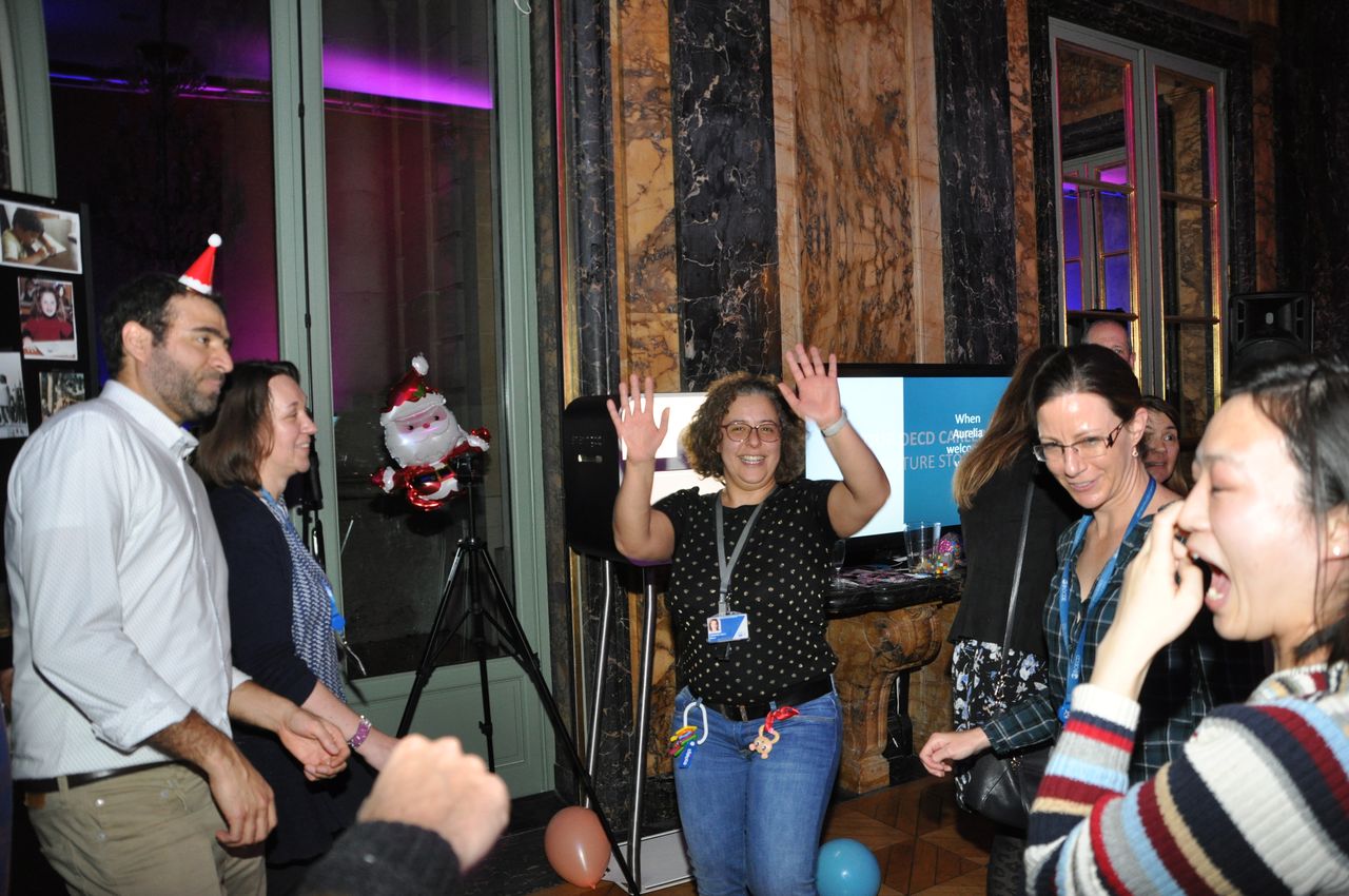 2019-12-06-(20h47)-dsc-0540-(mama-razzi).jpg