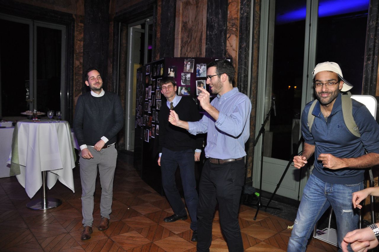 2019-12-06-(22h11)-dsc-0019-(mama-razzi).jpg