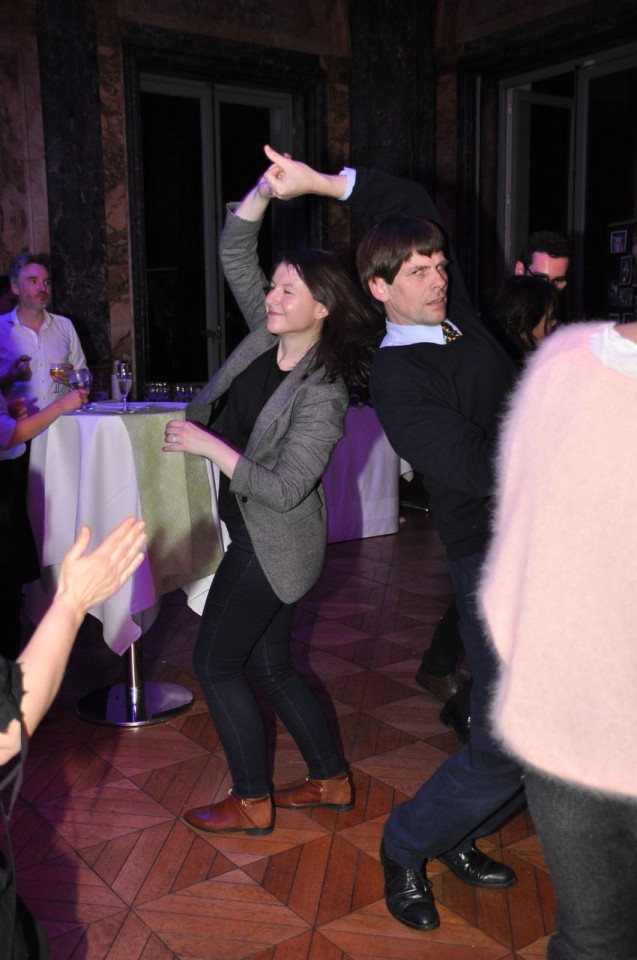 2019-12-06-(22h34)-dsc-0198-(mama-razzi).jpg