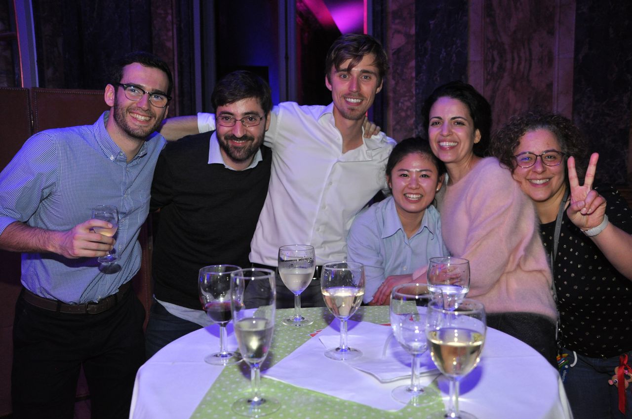 2019-12-06-(22h39)-dsc-0231-(mama-razzi).jpg