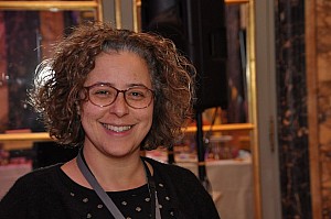 2019-12-06-(18h01)-dsc-0018-(mama-razzi).jpg 2019-12-06-(18h01)-dsc-0018-(mama-razzi).jpg