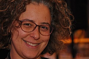 2019-12-06-(18h01)-dsc-0019-(mama-razzi).jpg 2019-12-06-(18h01)-dsc-0019-(mama-razzi).jpg