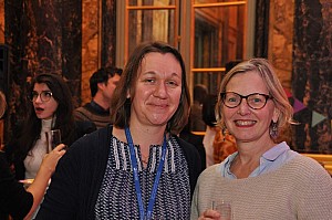 2019-12-06-(18h53)-dsc-0140-(mama-razzi).jpg 2019-12-06-(18h53)-dsc-0140-(mama-razzi).jpg