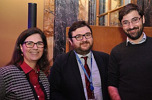 2019-12-06-(18h56)-dsc-0154-(mama-razzi).jpg 2019-12-06-(18h56)-dsc-0154-(mama-razzi).jpg