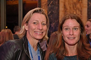 2019-12-06-(19h32)-dsc-0261-(mama-razzi).jpg 2019-12-06-(19h32)-dsc-0261-(mama-razzi).jpg