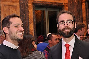 2019-12-06-(19h39)-dsc-0281-(mama-razzi).jpg 2019-12-06-(19h39)-dsc-0281-(mama-razzi).jpg